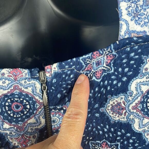 Rewind Textured High Neck Cut Out Fit & Flare Dress Blue Pink sz L - Picture 14 of 14